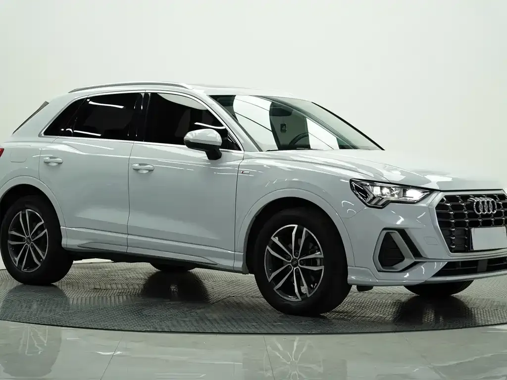 Audi Q3 2021 из CN, фото 6