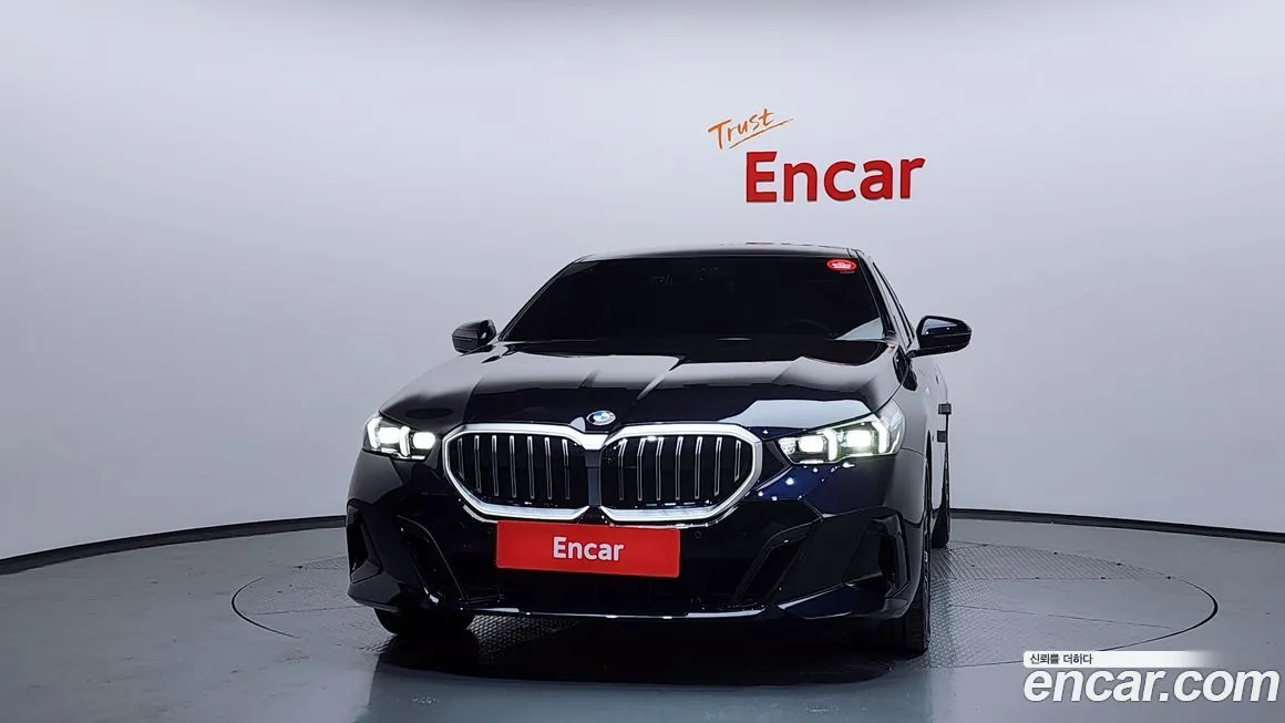 BMW 5-Series 2025 из KR, фото 3