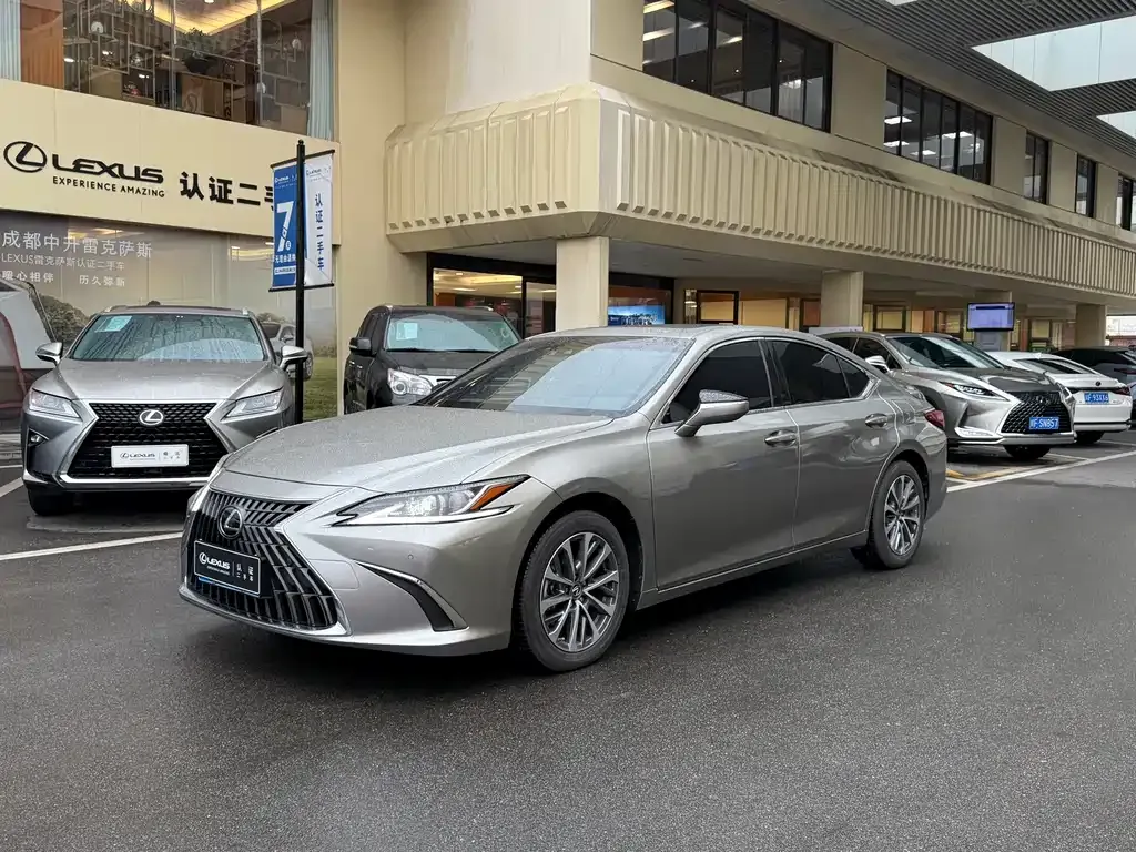 Lexus ES 2024 из CN, фото 1