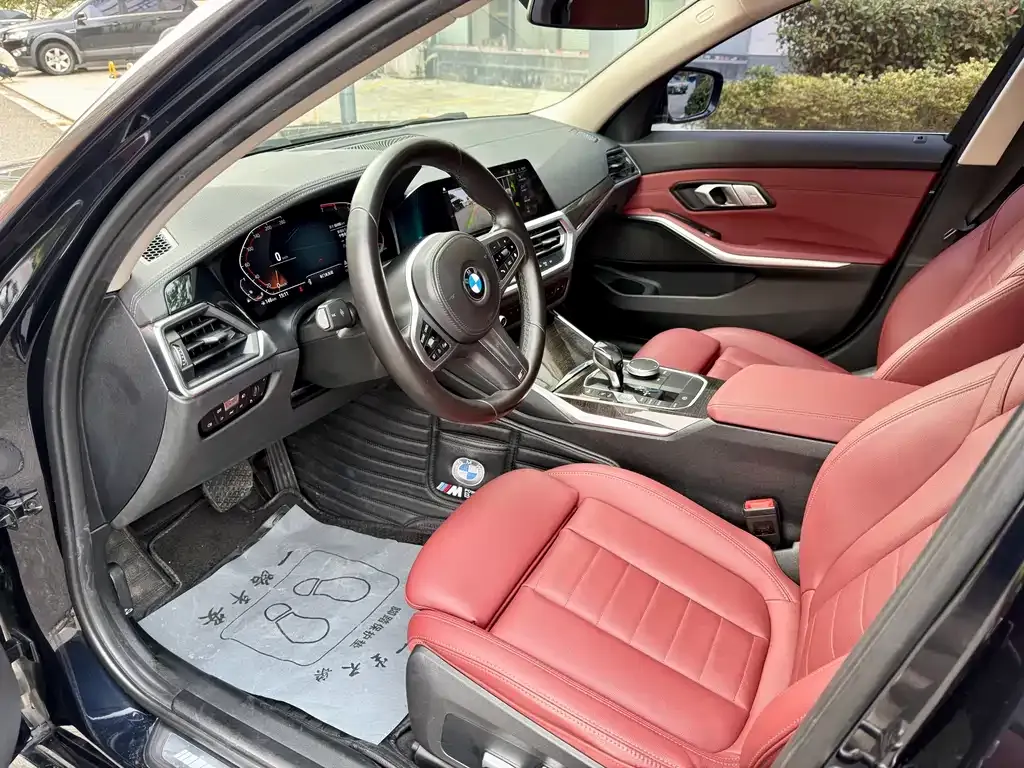 BMW 3 Series 2022 из CN, фото 7