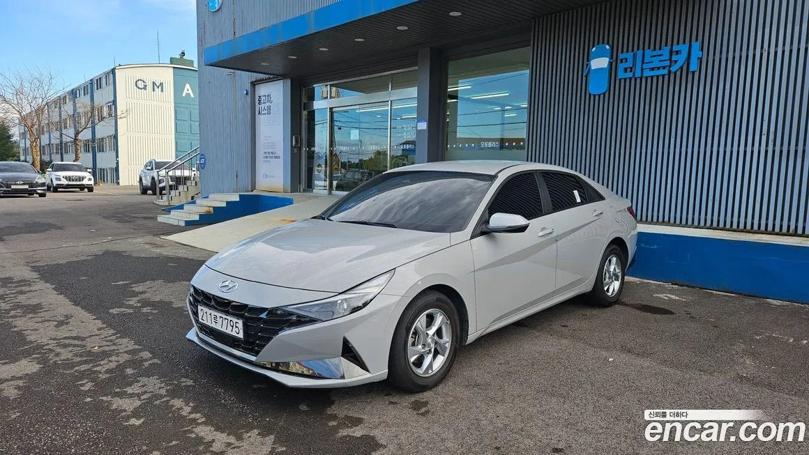 Hyundai AVANTE — фото 1