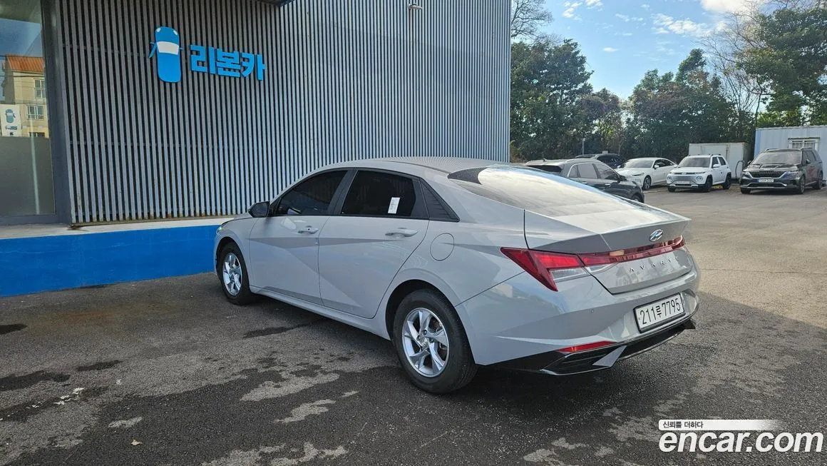 Hyundai AVANTE — фото 6