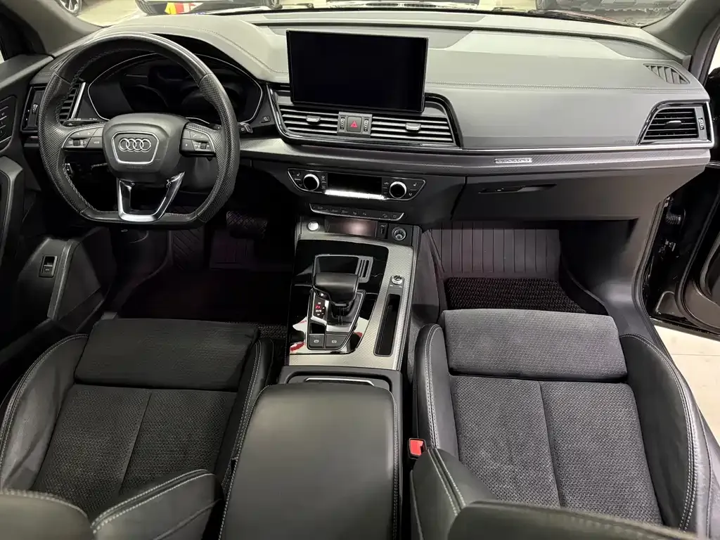 Audi Q5L Sportback 2023 из CN, фото 8