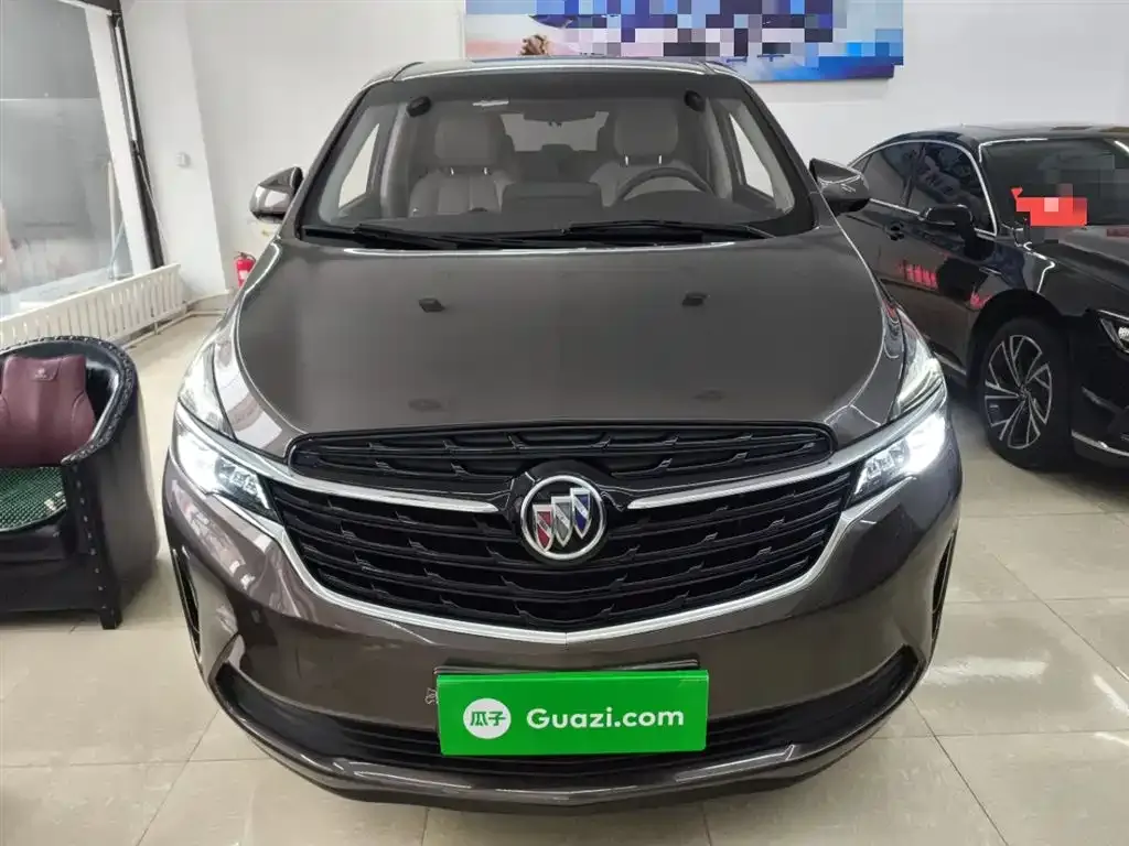Buick GL8 2022 из CN, фото 3