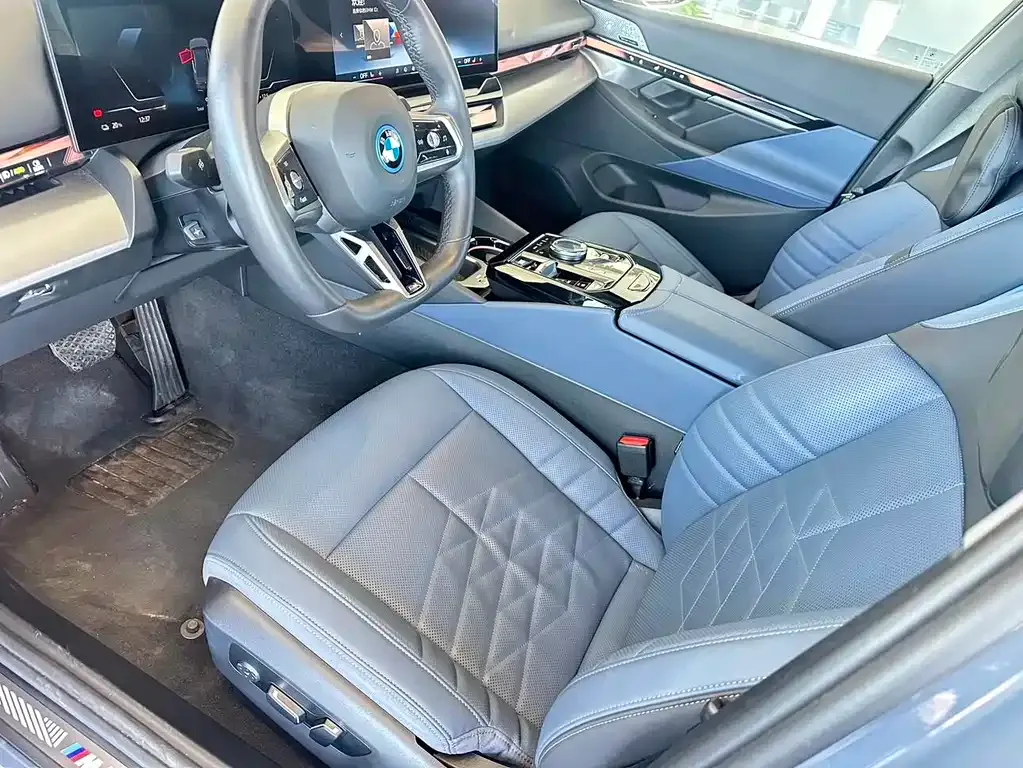 BMW i5 2024 из CN, фото 4