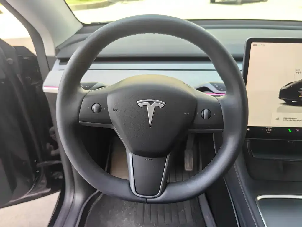 Tesla Model Y 2023 из CN, фото 7