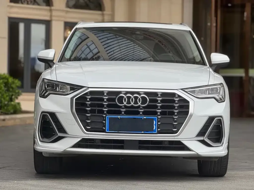 Audi Q3 — фото 2