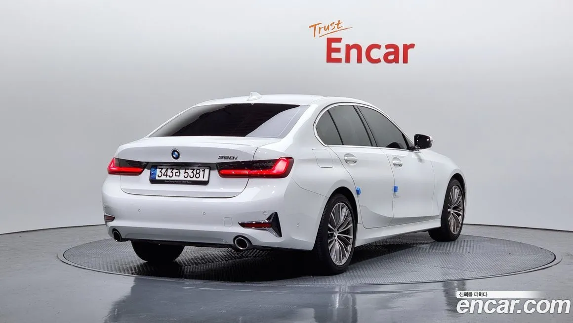 BMW 3-Series 2021 из KR, фото 2