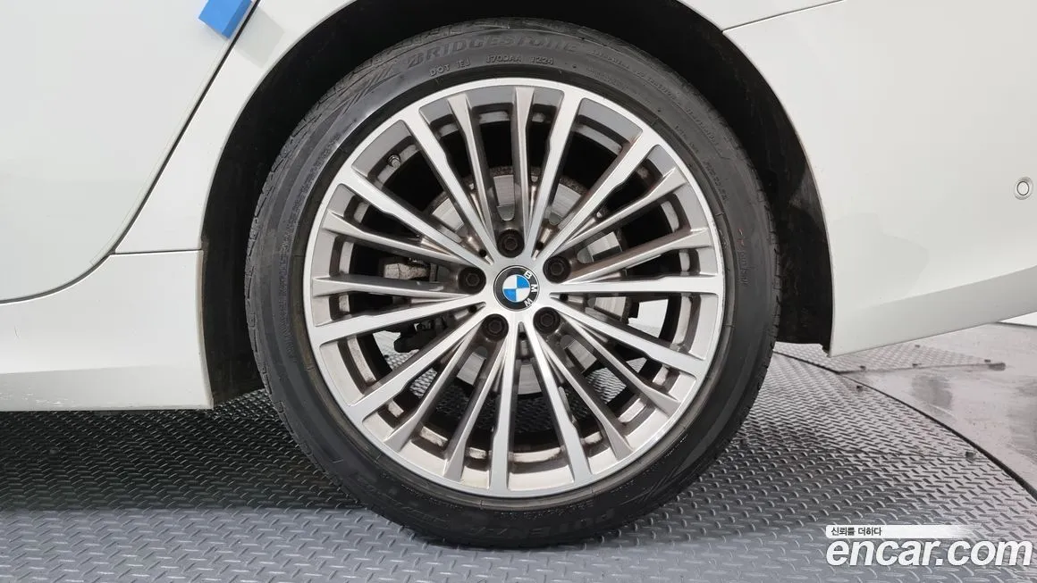 BMW 3-Series 2021 из KR, фото 5