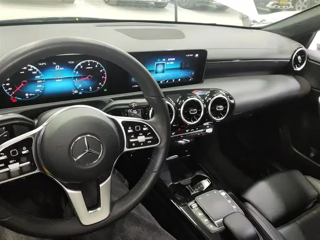 Mercedes-Benz A-Class 2022 из CN, фото 10