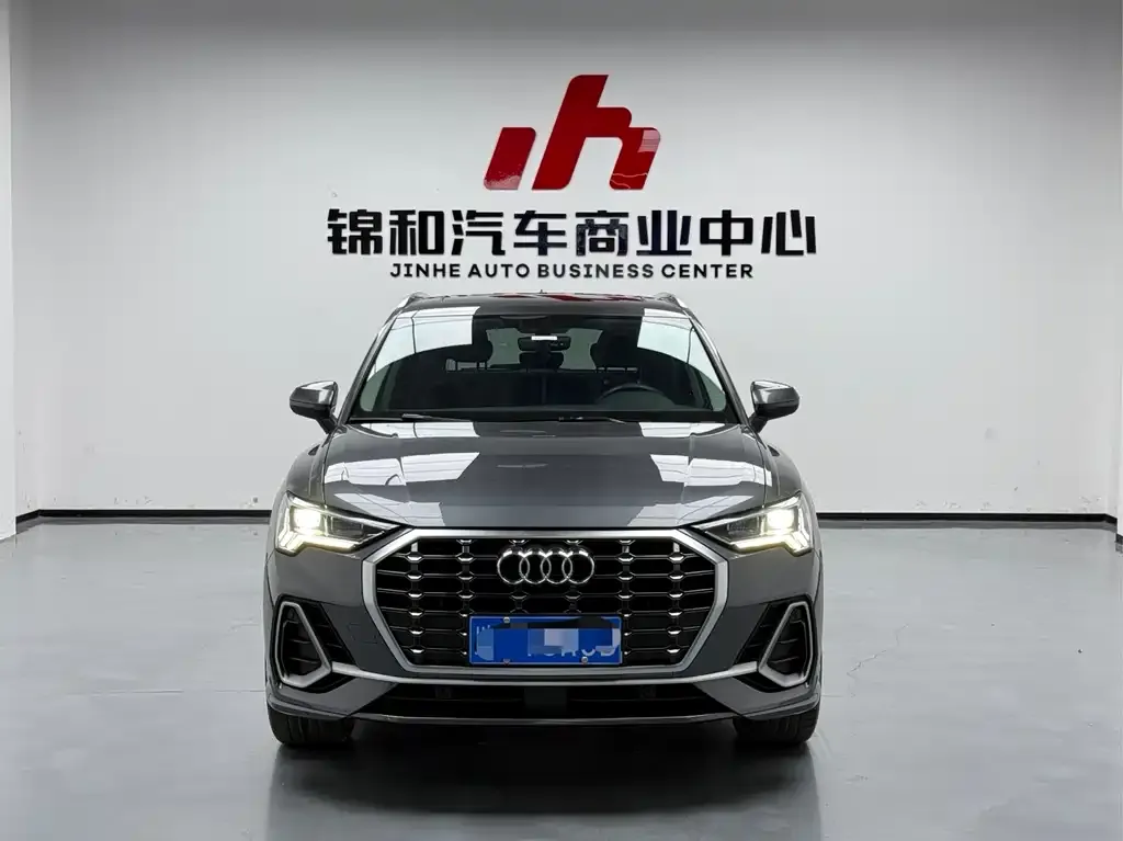Audi Q3 2021 из CN, фото 2