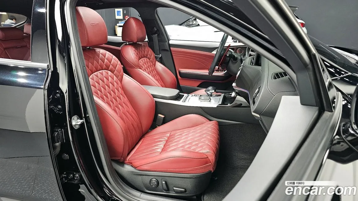 Kia Stinger — фото 10
