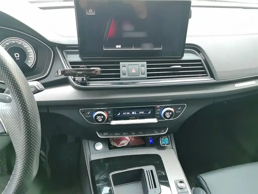 Audi Q5L 2022 из CN, фото 6