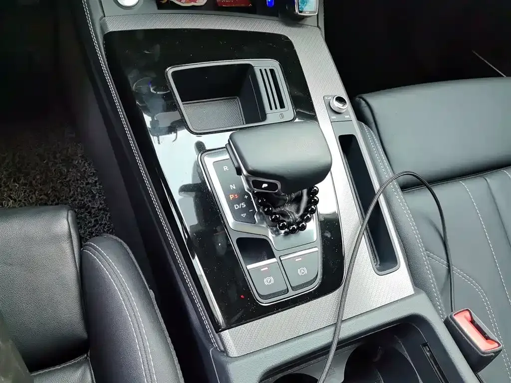 Audi Q5L 2022 из CN, фото 7