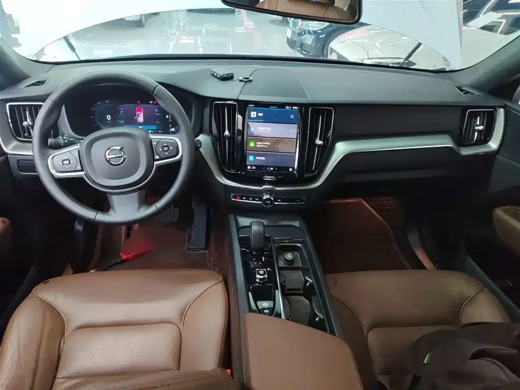 Volvo XC60 2024 из CN, фото 10