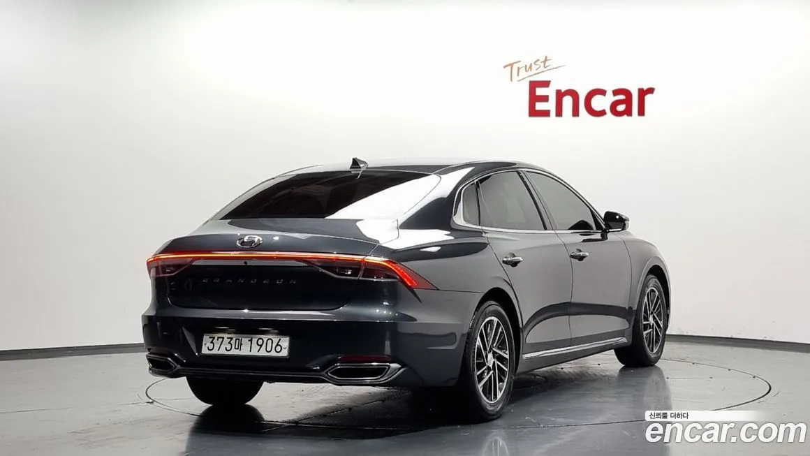 Hyundai Grandeur 2021 из KR, фото 2