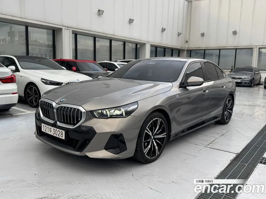 BMW 5-Series 2025 из KR, фото 1