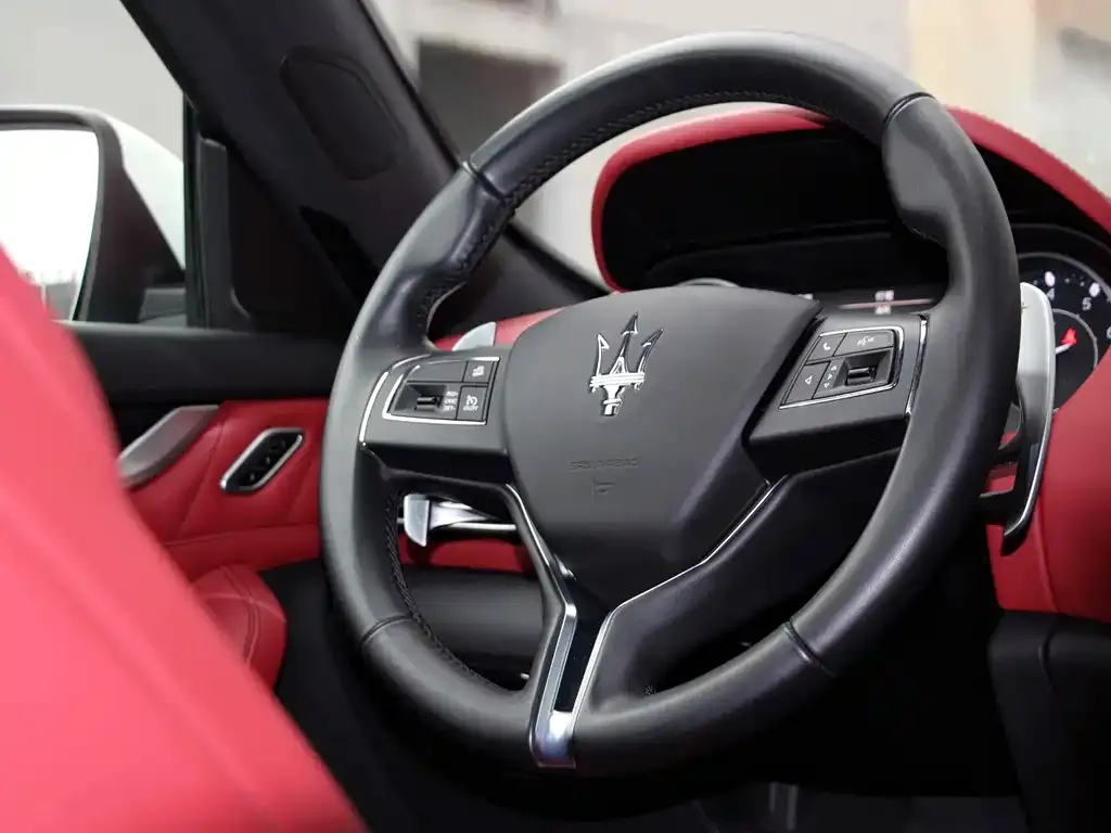 Maserati Levante 2021 из CN, фото 8