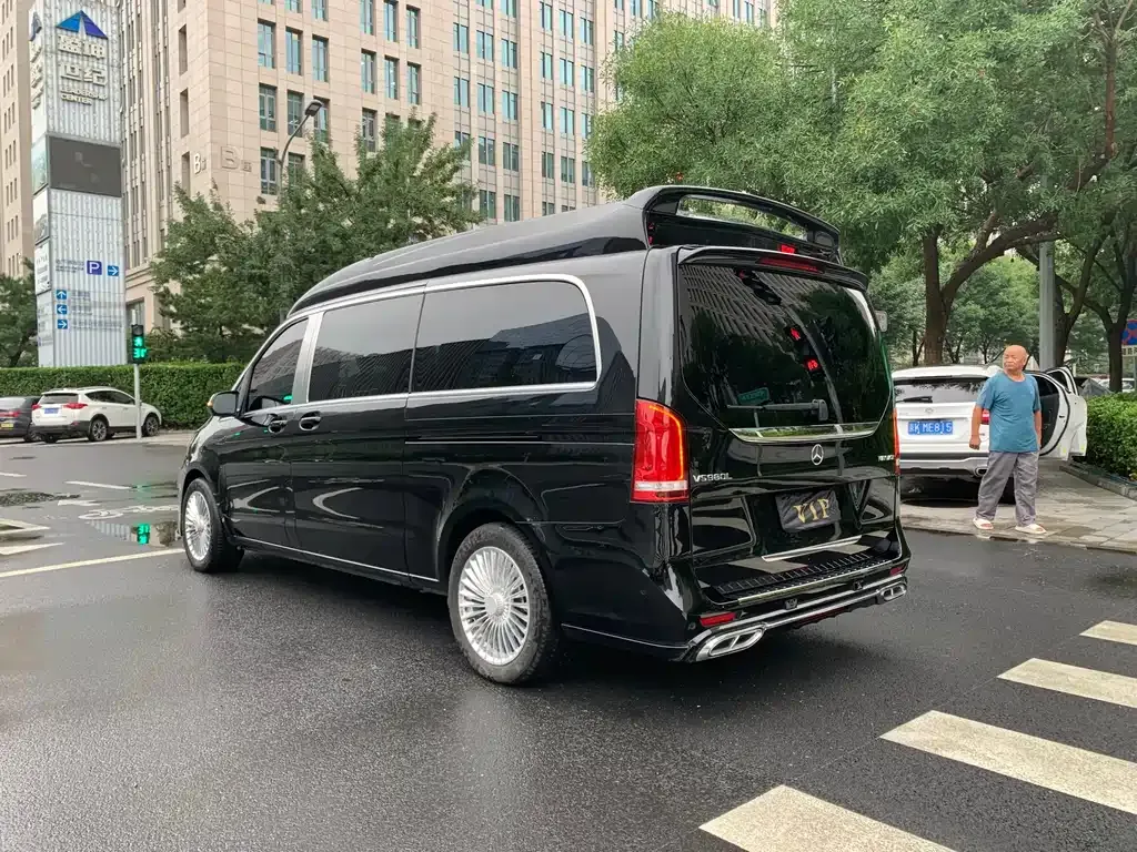 Mercedes-Benz V-Class 2022 из CN, фото 7
