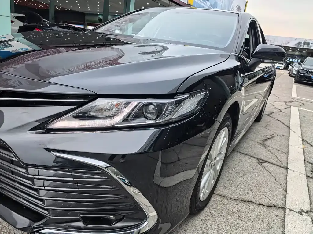 Toyota Camry 2023 из CN, фото 4