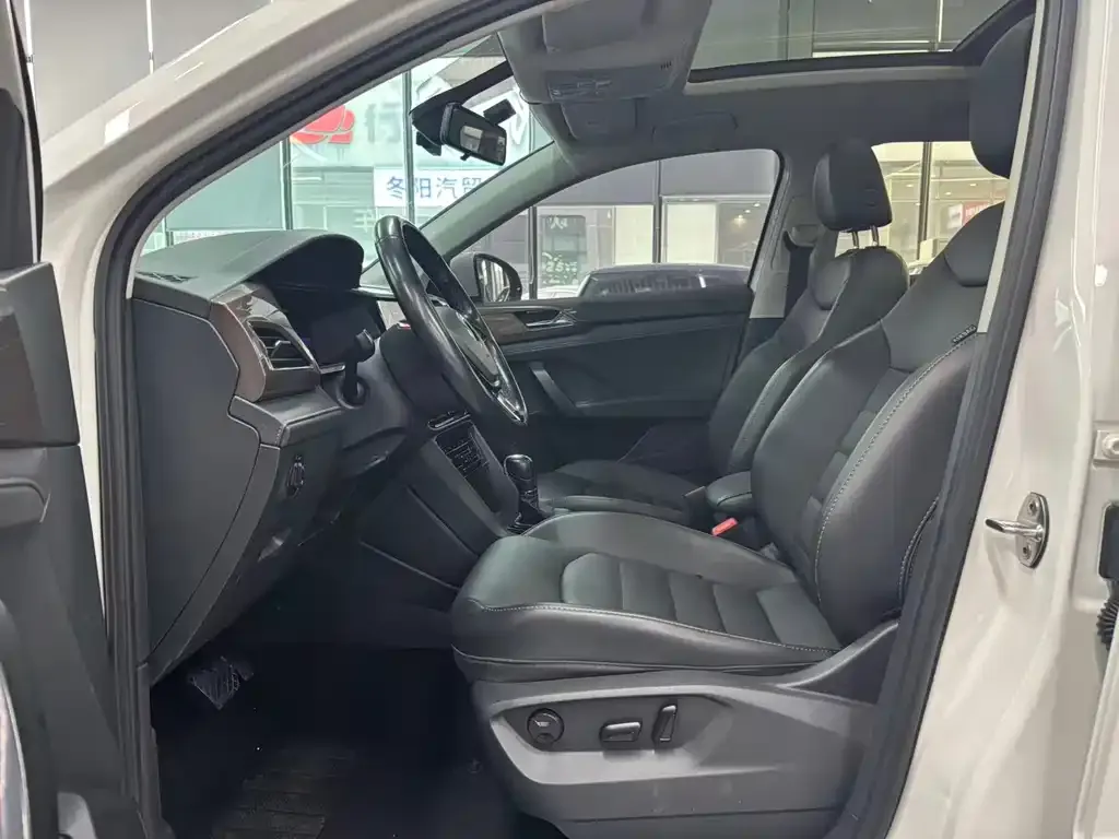 Volkswagen Tharu 2022 из CN, фото 5