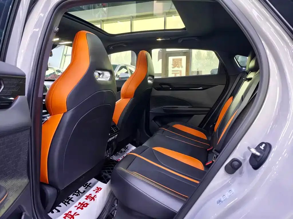 Changan UNI-V 2024 из CN, фото 7