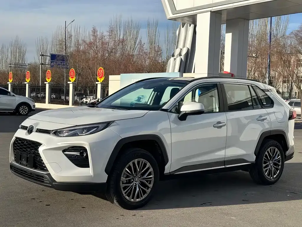 Toyota Wildlander 2023 из CN, фото 1