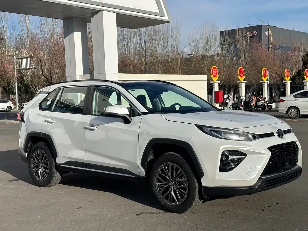 Toyota Wildlander 2023 из CN, фото 2