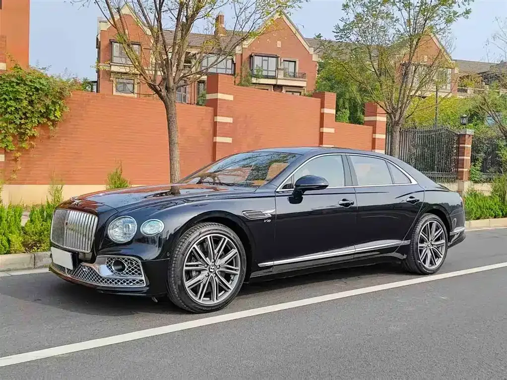 Bentley Flying Spur 2024 из CN, фото 1