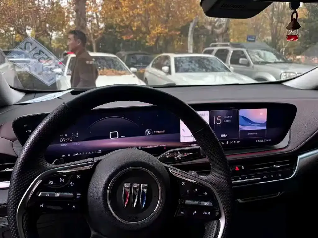 Buick Century 2024 из CN, фото 4
