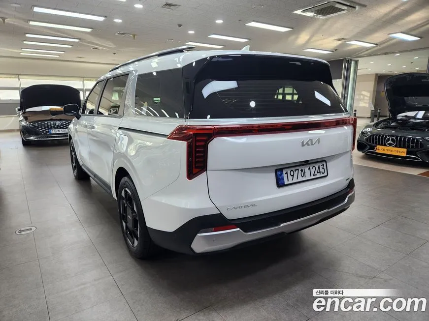Kia Carnival 2025 из KR, фото 2