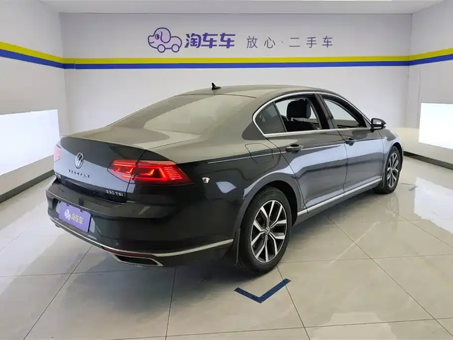 Volkswagen Magotan 2021 из CN, фото 3