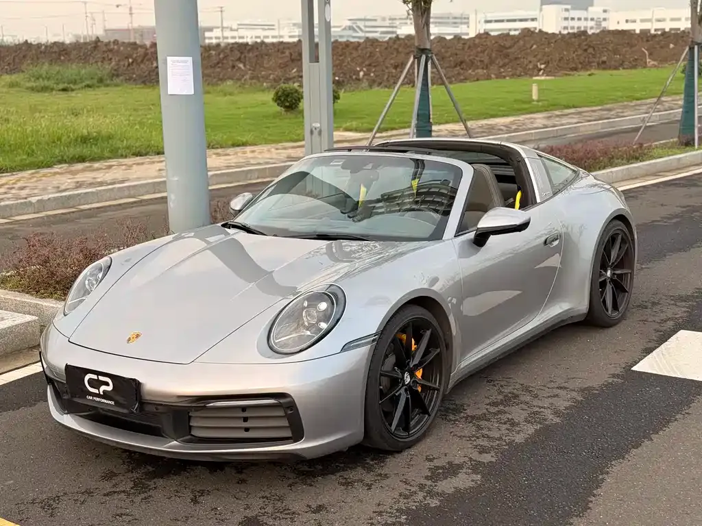 Porsche 911 2022 из CN, фото 3