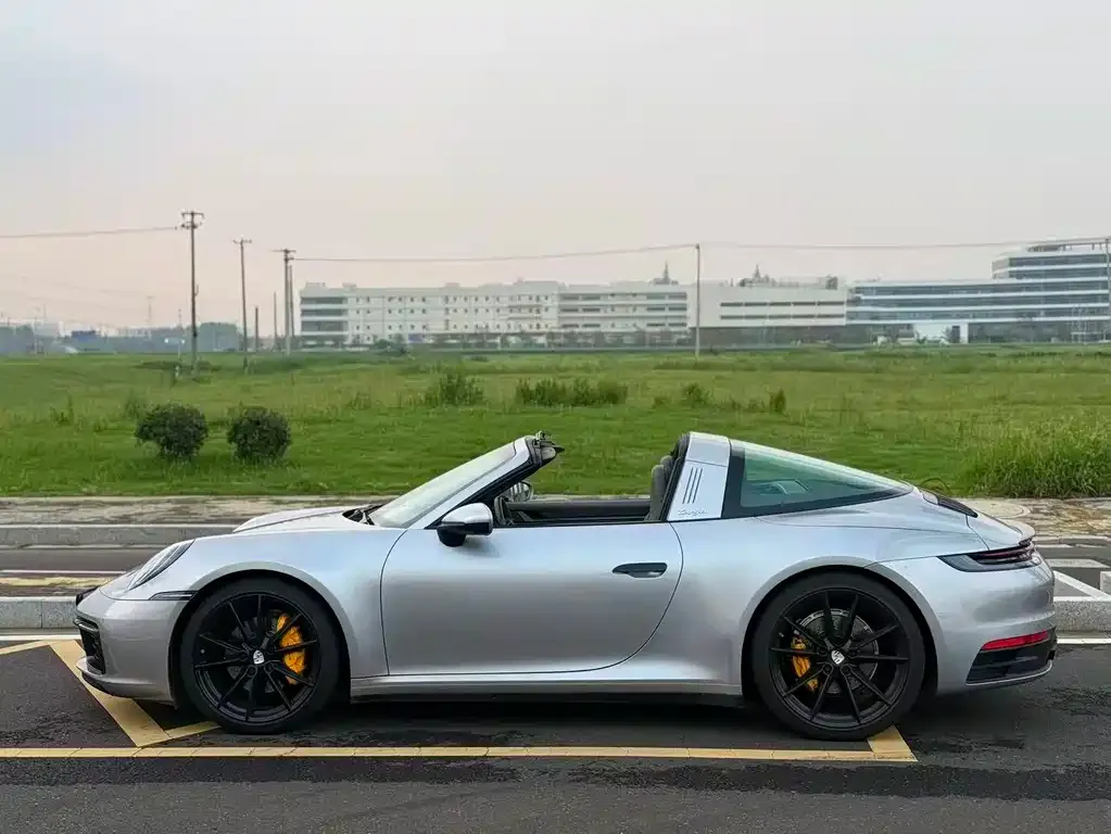 Porsche 911 2022 из CN, фото 6