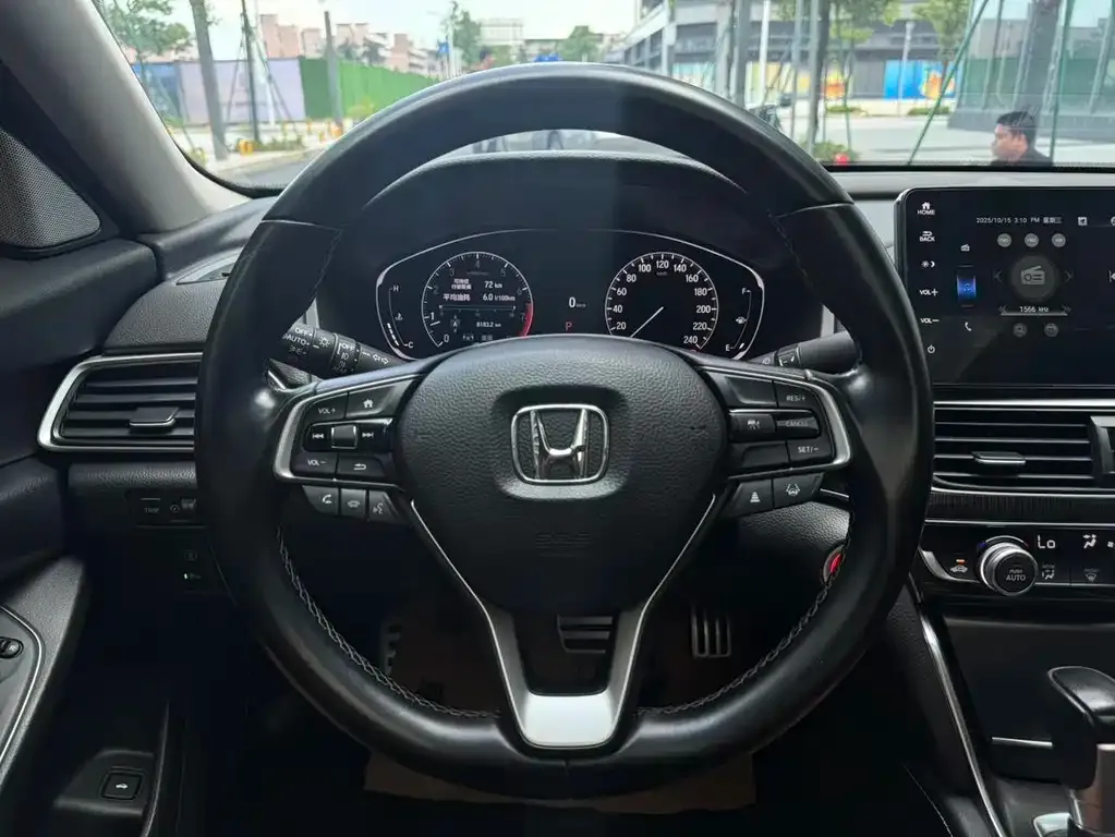 Honda Accord — фото 5