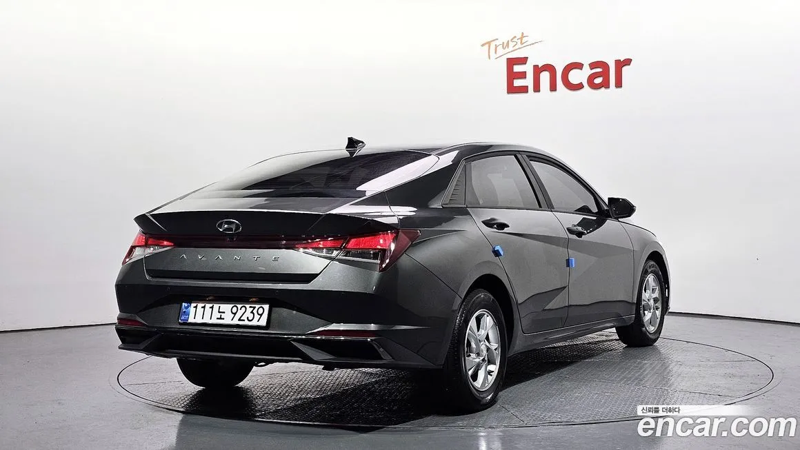 Hyundai AVANTE 2021 из KR, фото 2
