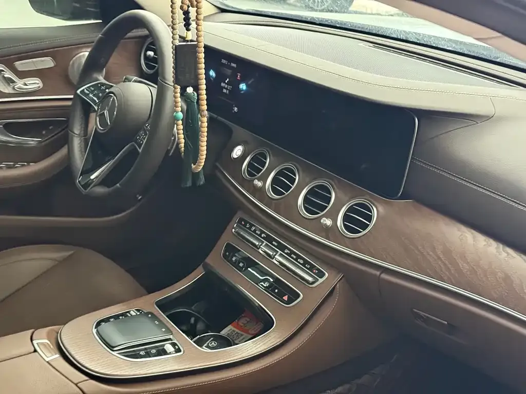 Mercedes-Benz E-Class 2023 из CN, фото 4