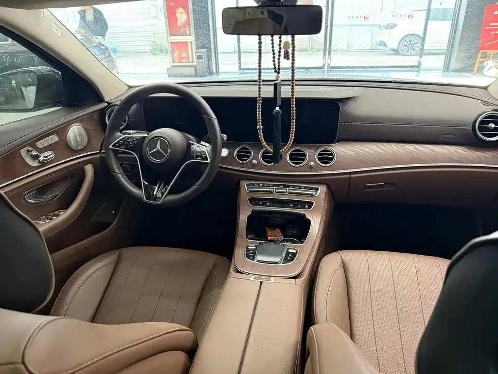 Mercedes-Benz E-Class 2023 из CN, фото 8