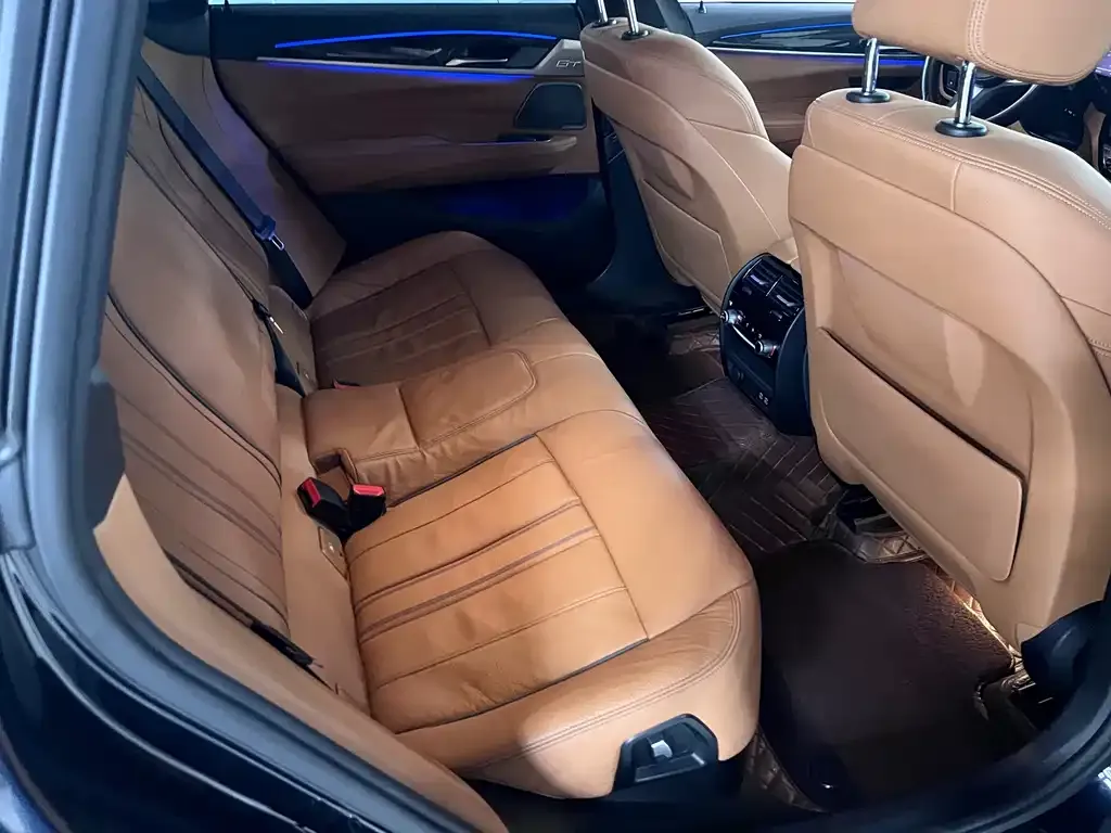BMW 6 Series GT — фото 10