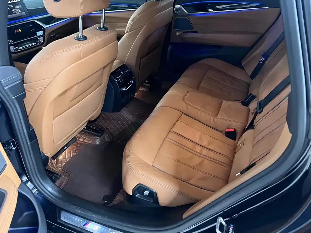 BMW 6 Series GT — фото 9