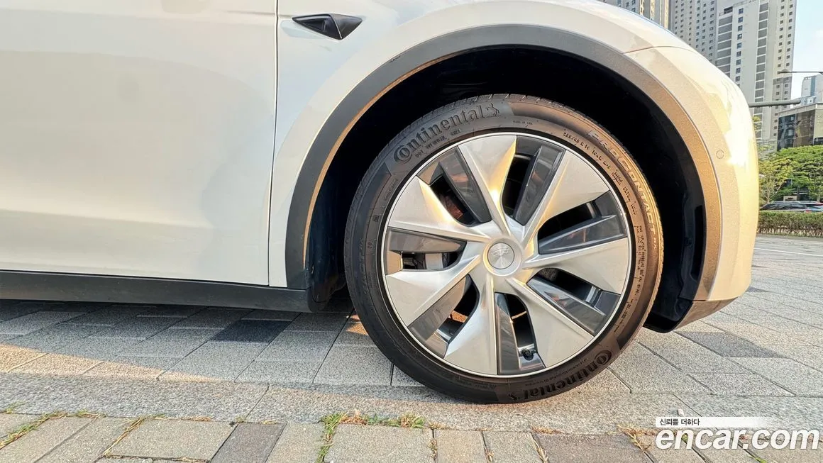 Tesla Model Y 2022 из KR, фото 10