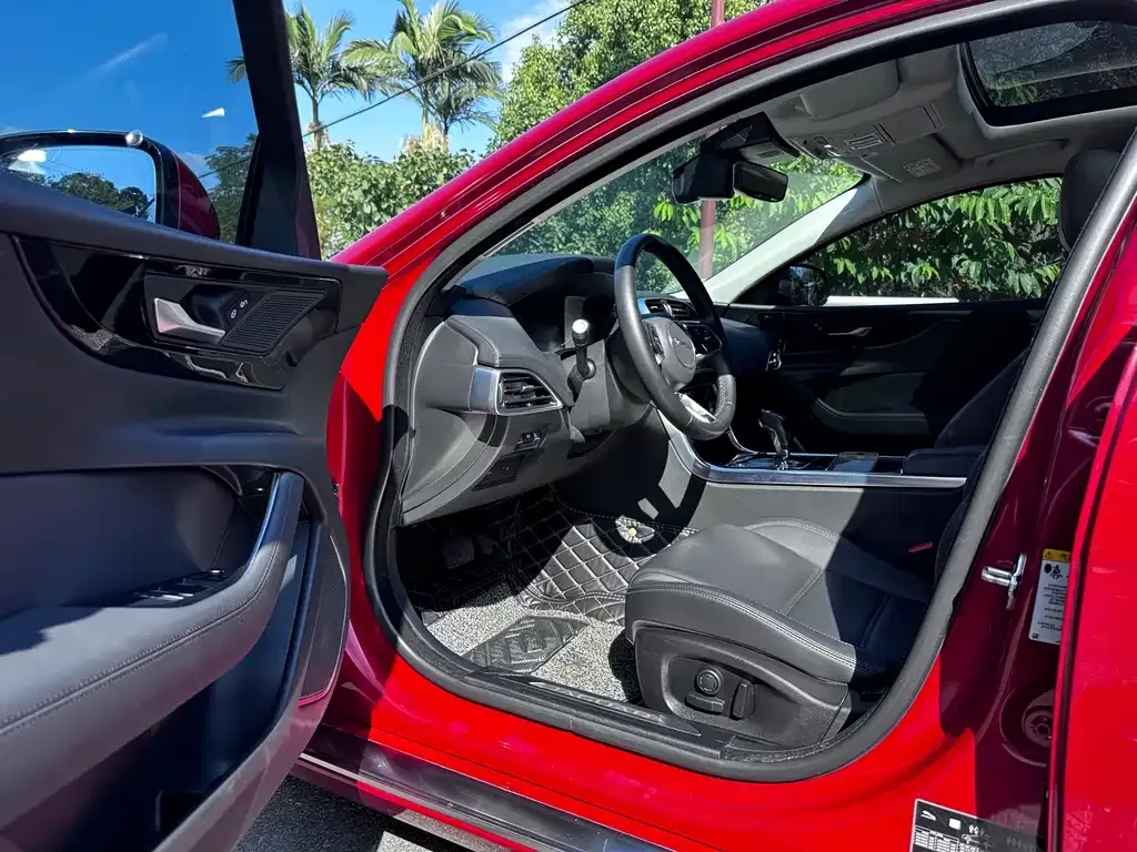 Jaguar XEL 2021 из CN, фото 5