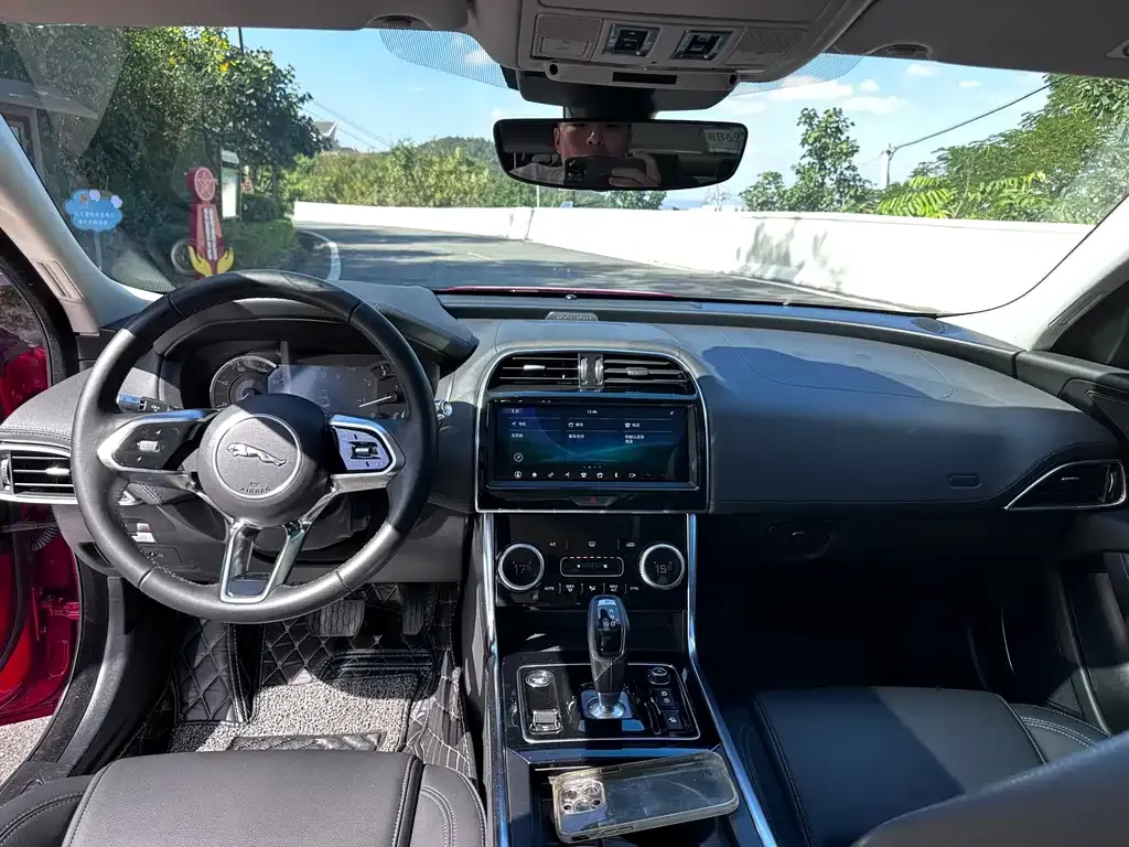 Jaguar XEL 2021 из CN, фото 7