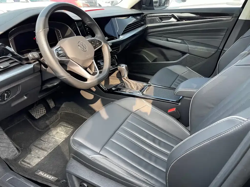 Volkswagen Passat 2023 из CN, фото 4