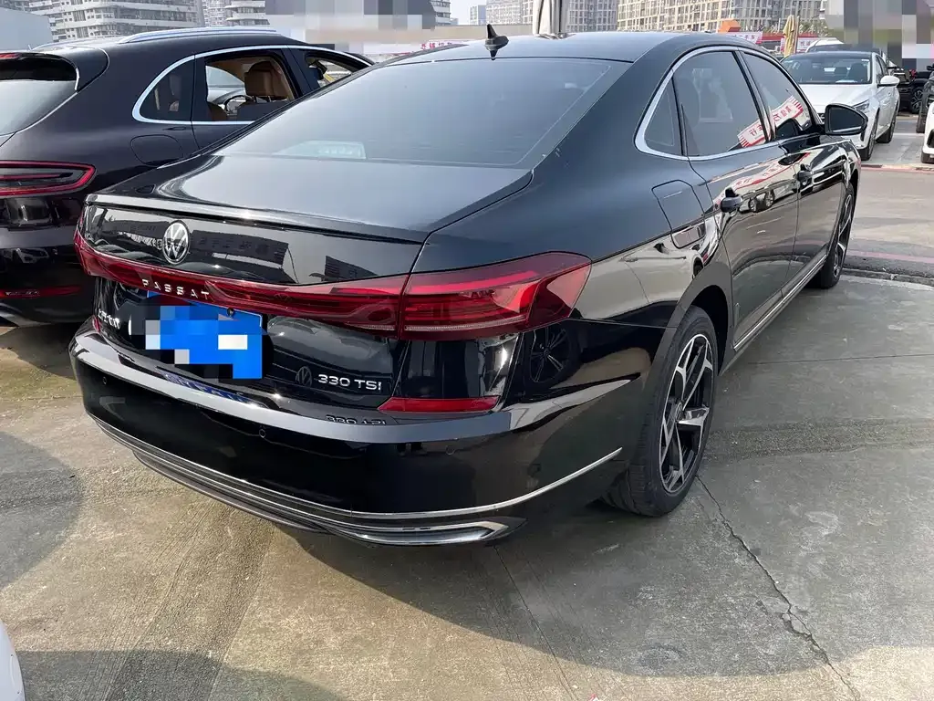 Volkswagen Passat 2023 из CN, фото 9