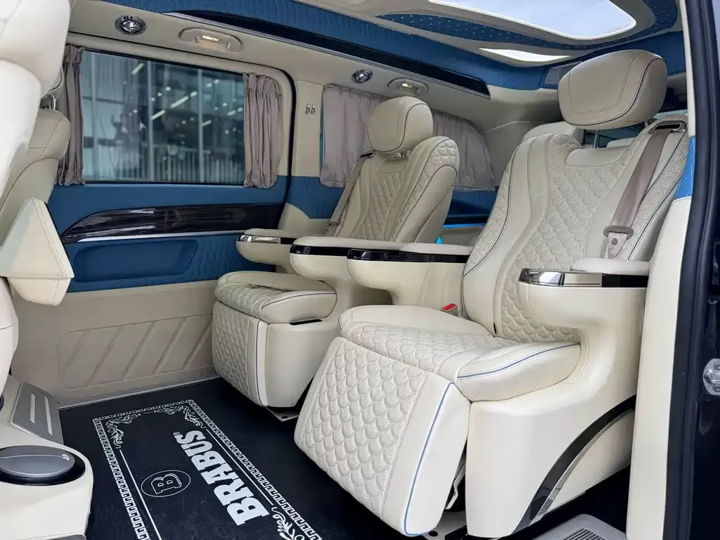 Mercedes-Benz V-Class 2021 из CN, фото 8