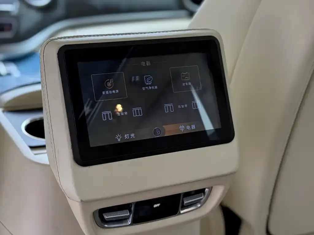 Mercedes-Benz V-Class 2021 из CN, фото 9