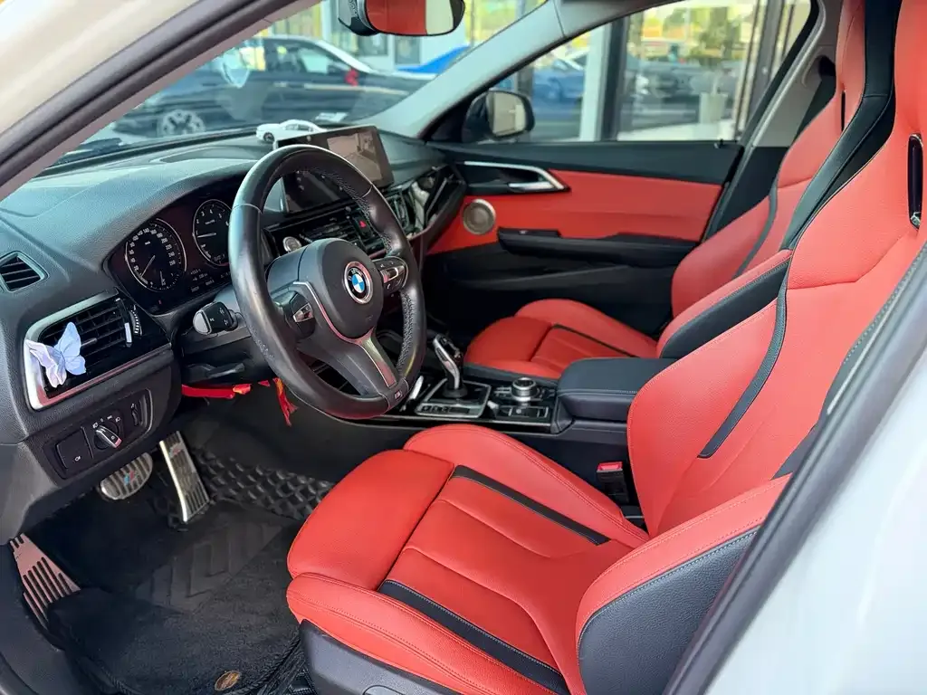 BMW 1 Series 2022 из CN, фото 8