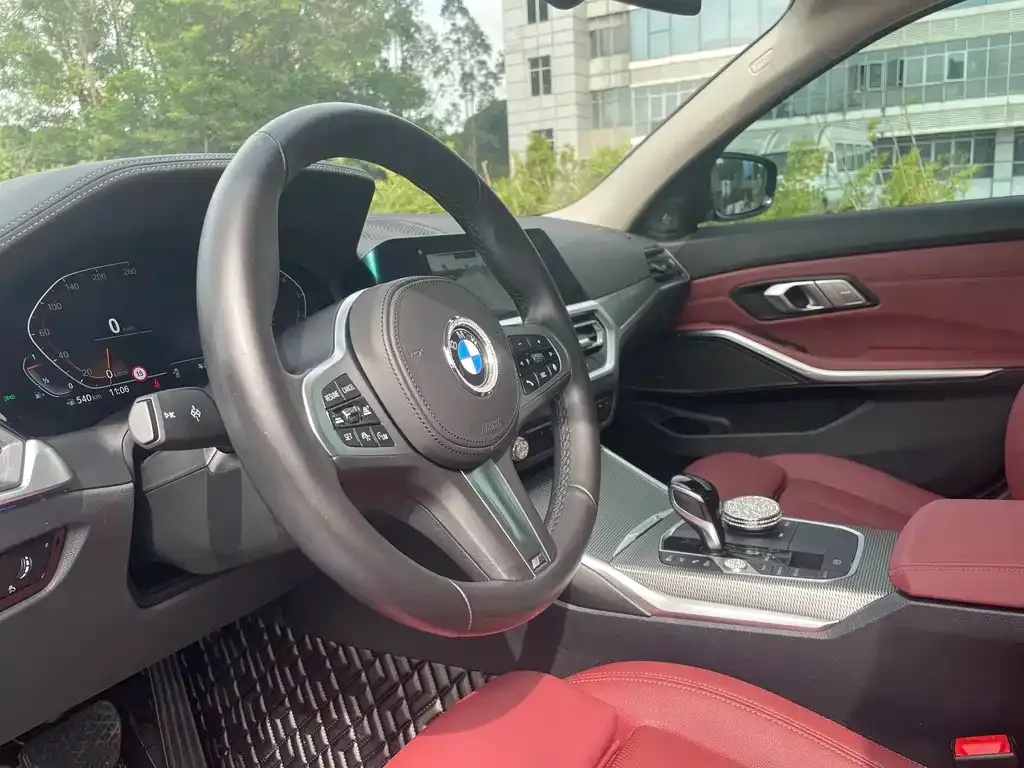 BMW 3 Series 2022 из CN, фото 5
