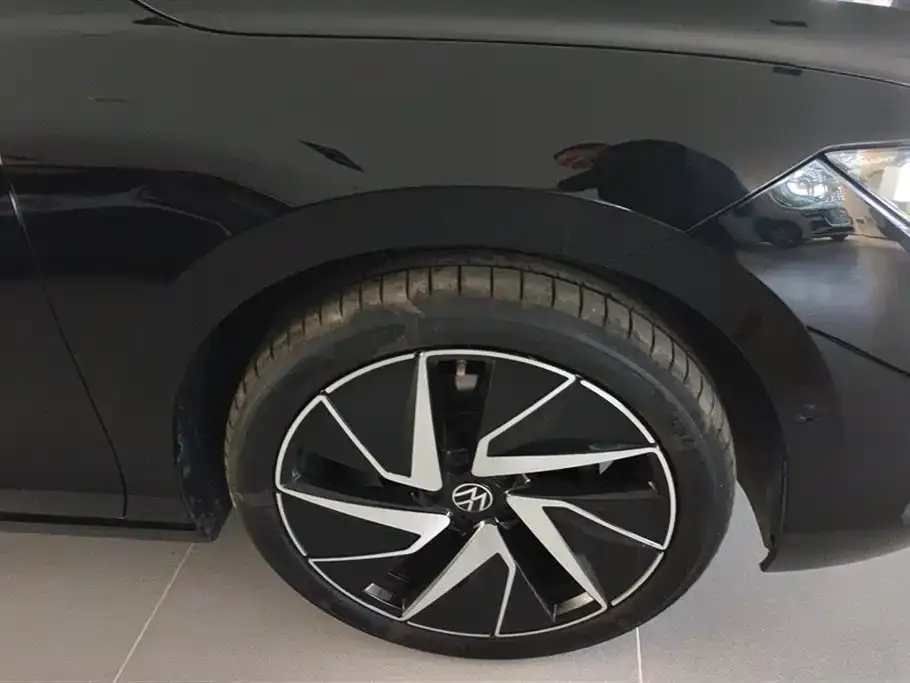 Volkswagen Magotan 2024 из CN, фото 6